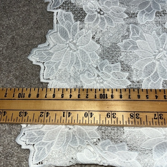 Anthropologie Bardot Vienna Lace White Lace Nuce Slip Sheath Midi Dress Size 6 - Picture 15 of 15